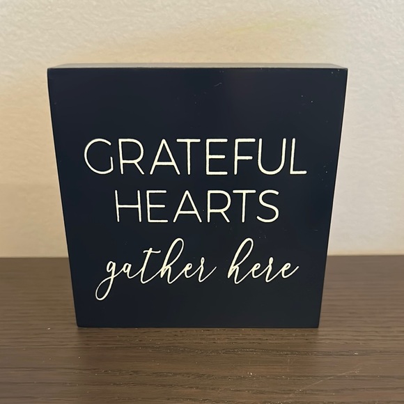Kathy Other - Grateful Hearts gather here Navy Blue with white lettering 4” x 4” x 1” NWT